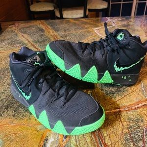 Kyrie 4 Halloween